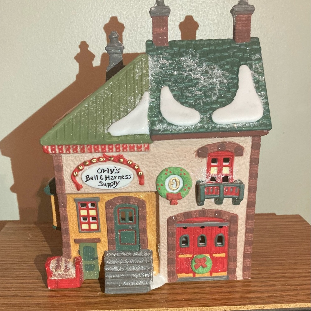 ORLY'S BELL & HARNESS SUPPLY LIGHT HOUSE